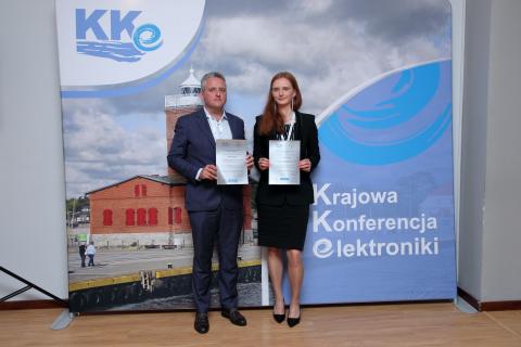 Wyróżnienia na Krajowej Konferencji Elektroniki - dr inż. Adam Konieczka i mgr inż. Karolina Brończyk